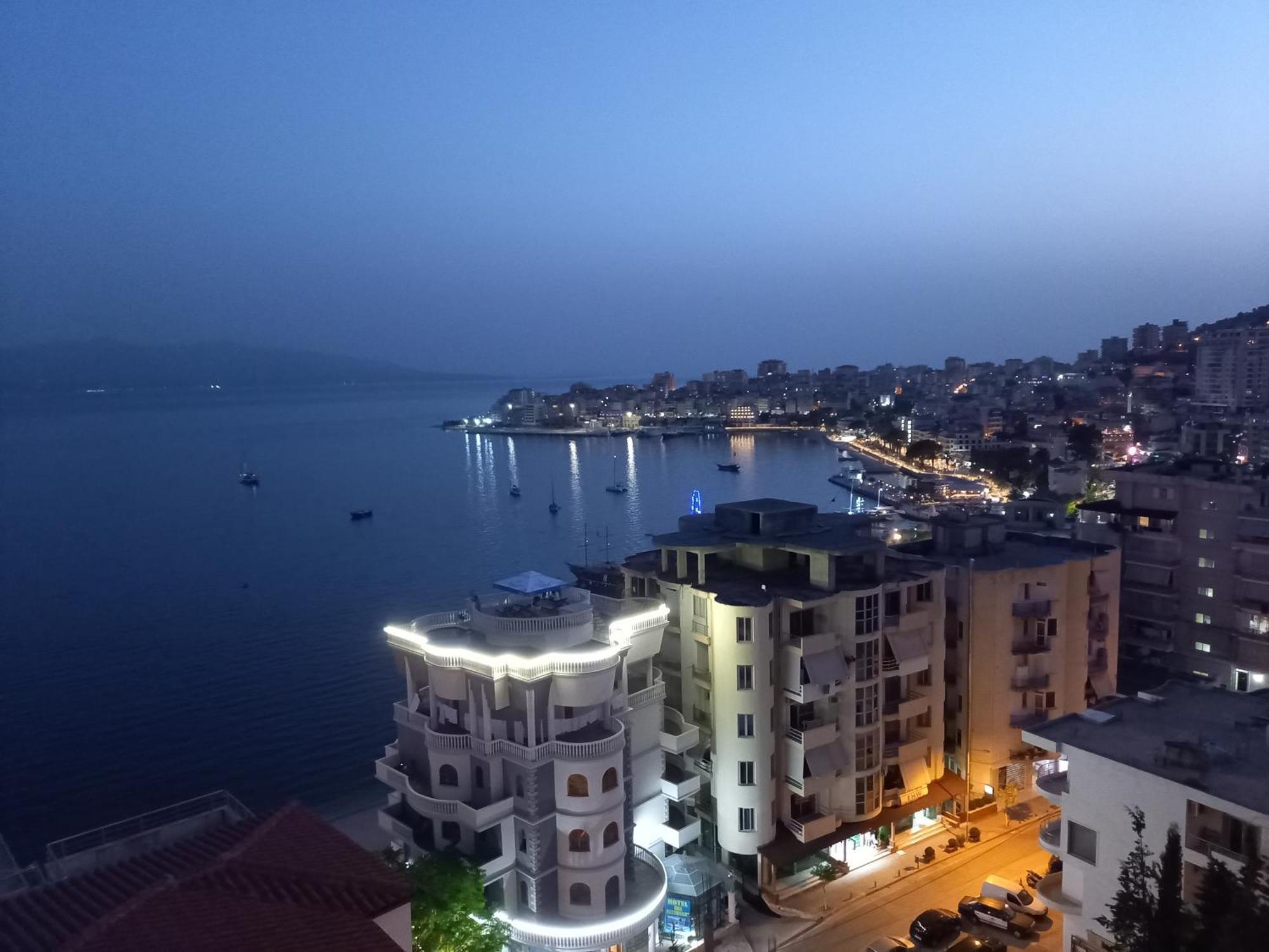 Bay View Apartment ซารานเดอ ภายนอก รูปภาพ