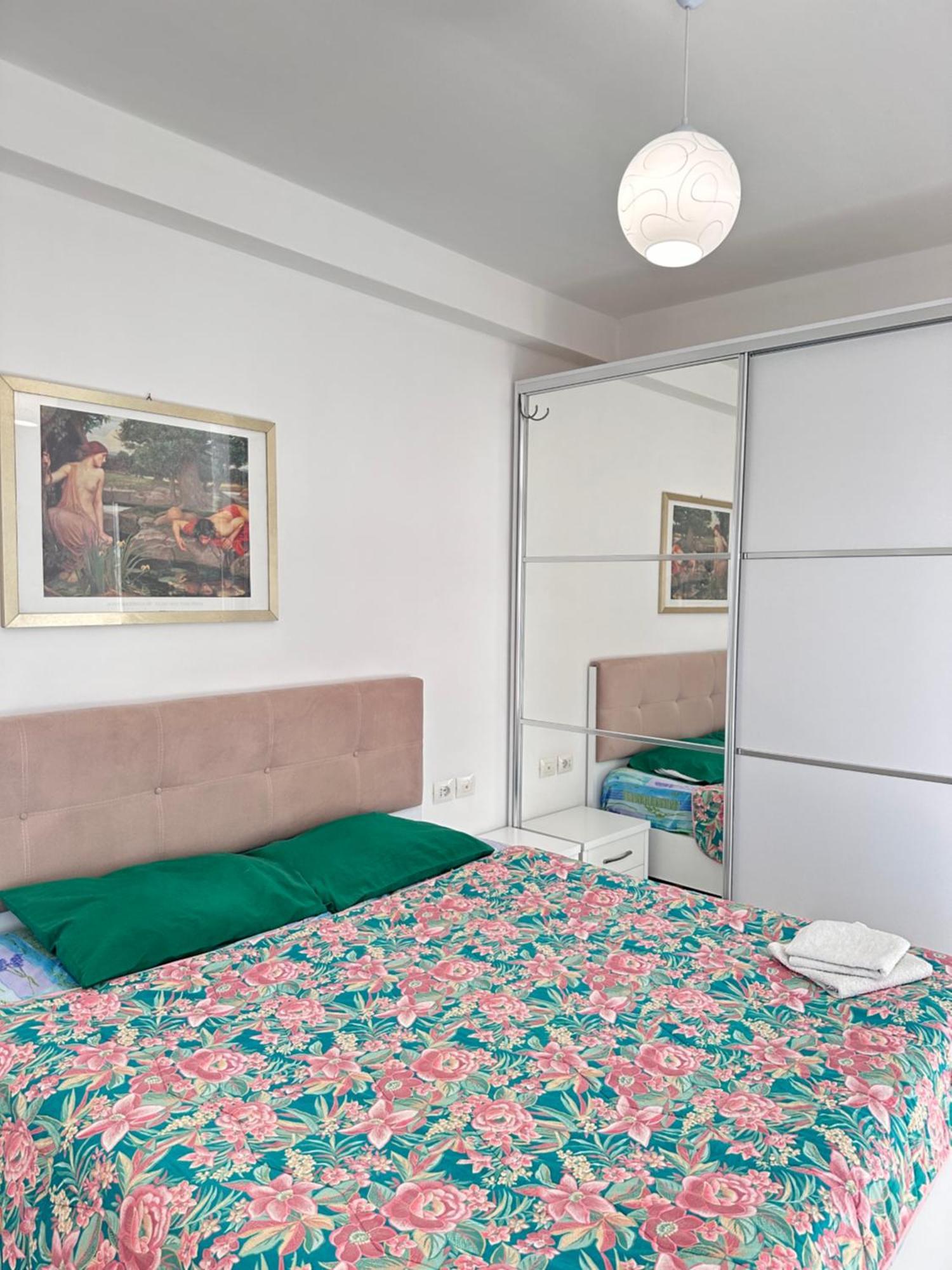 Bay View Apartment ซารานเดอ ภายนอก รูปภาพ