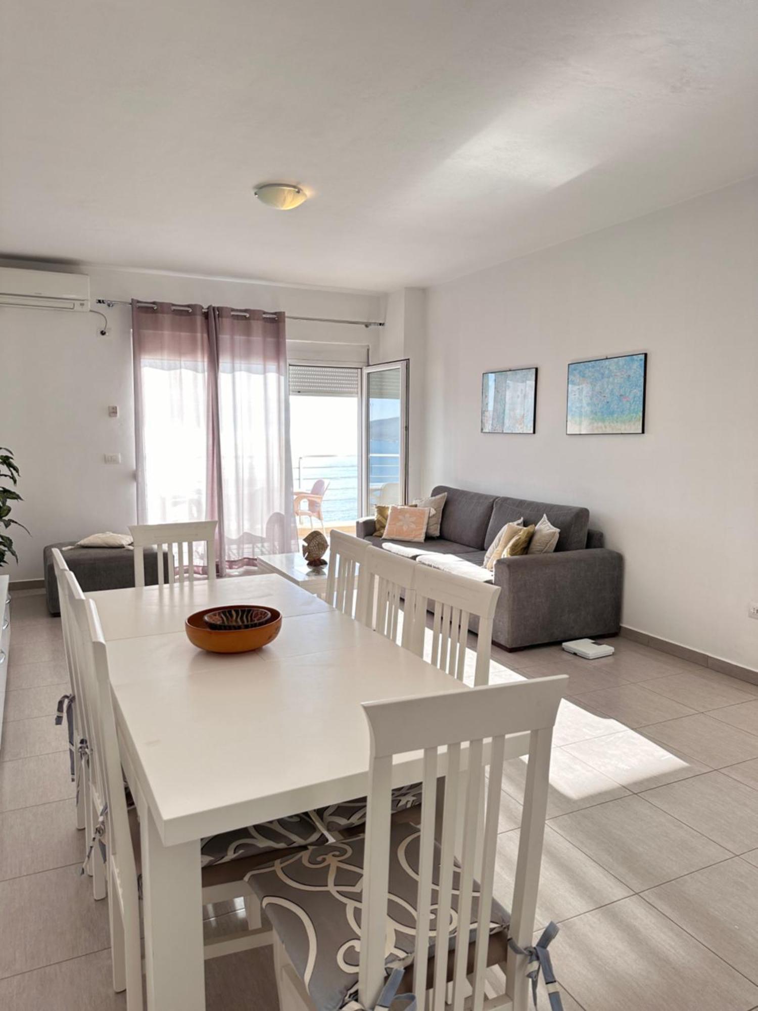 Bay View Apartment ซารานเดอ ภายนอก รูปภาพ