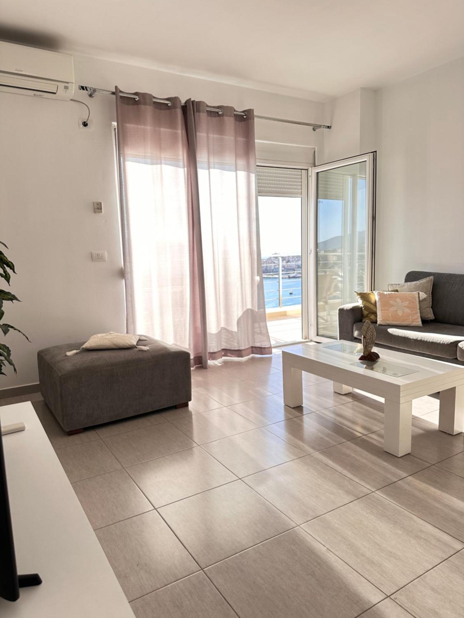 Bay View Apartment ซารานเดอ ภายนอก รูปภาพ