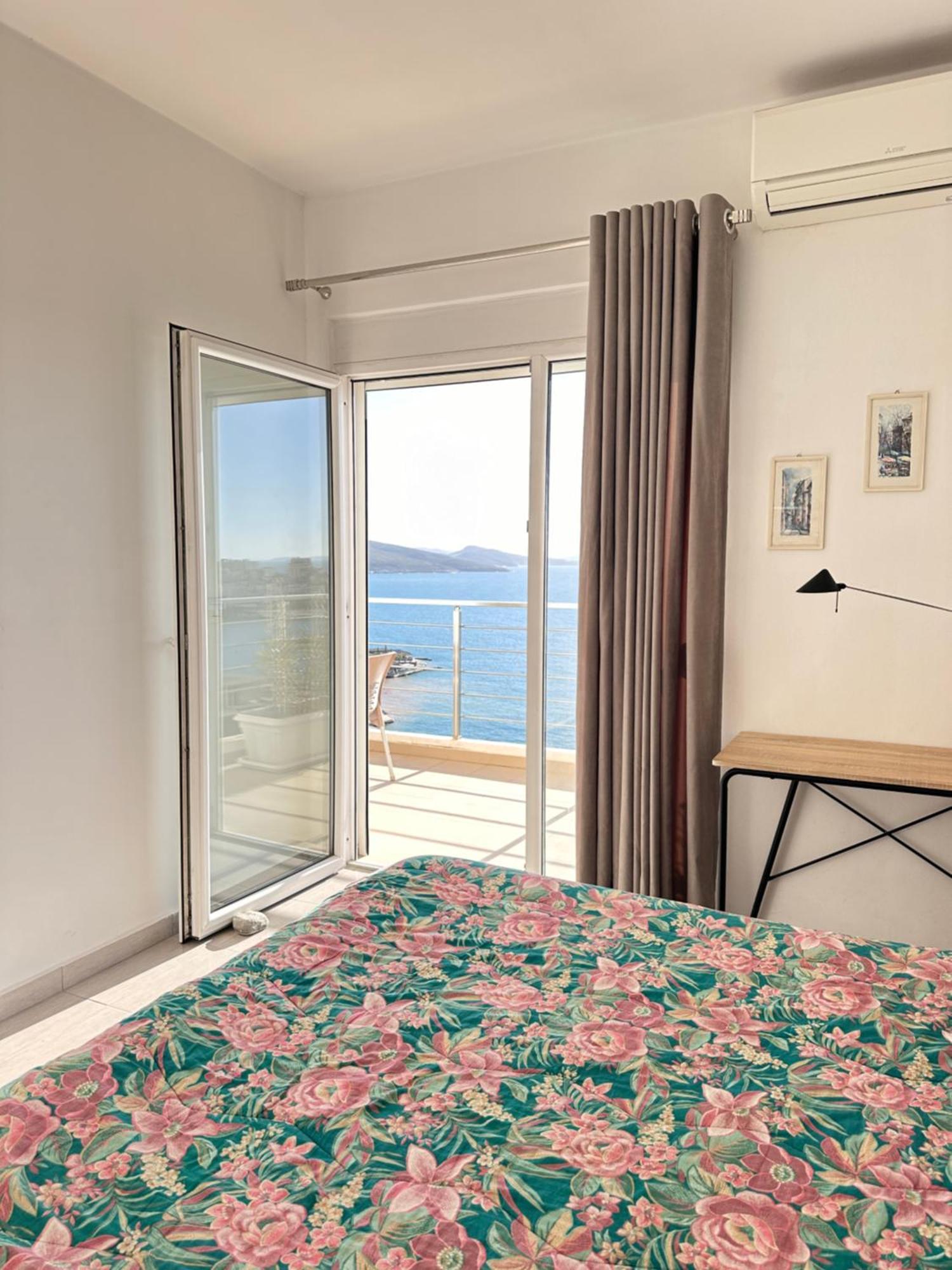 Bay View Apartment ซารานเดอ ภายนอก รูปภาพ