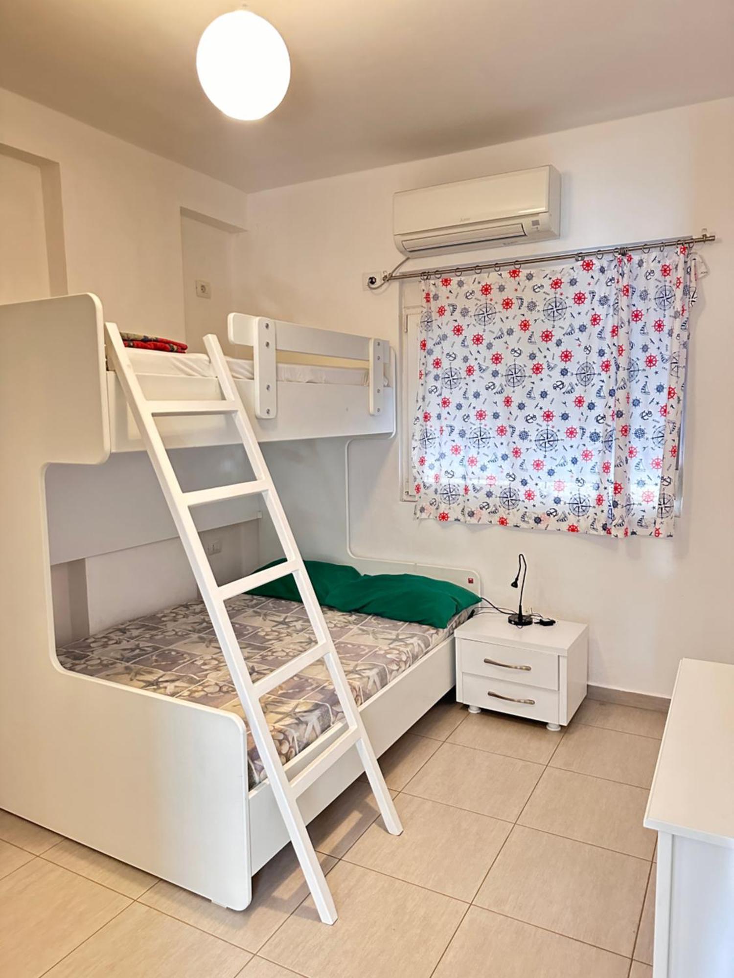 Bay View Apartment ซารานเดอ ภายนอก รูปภาพ