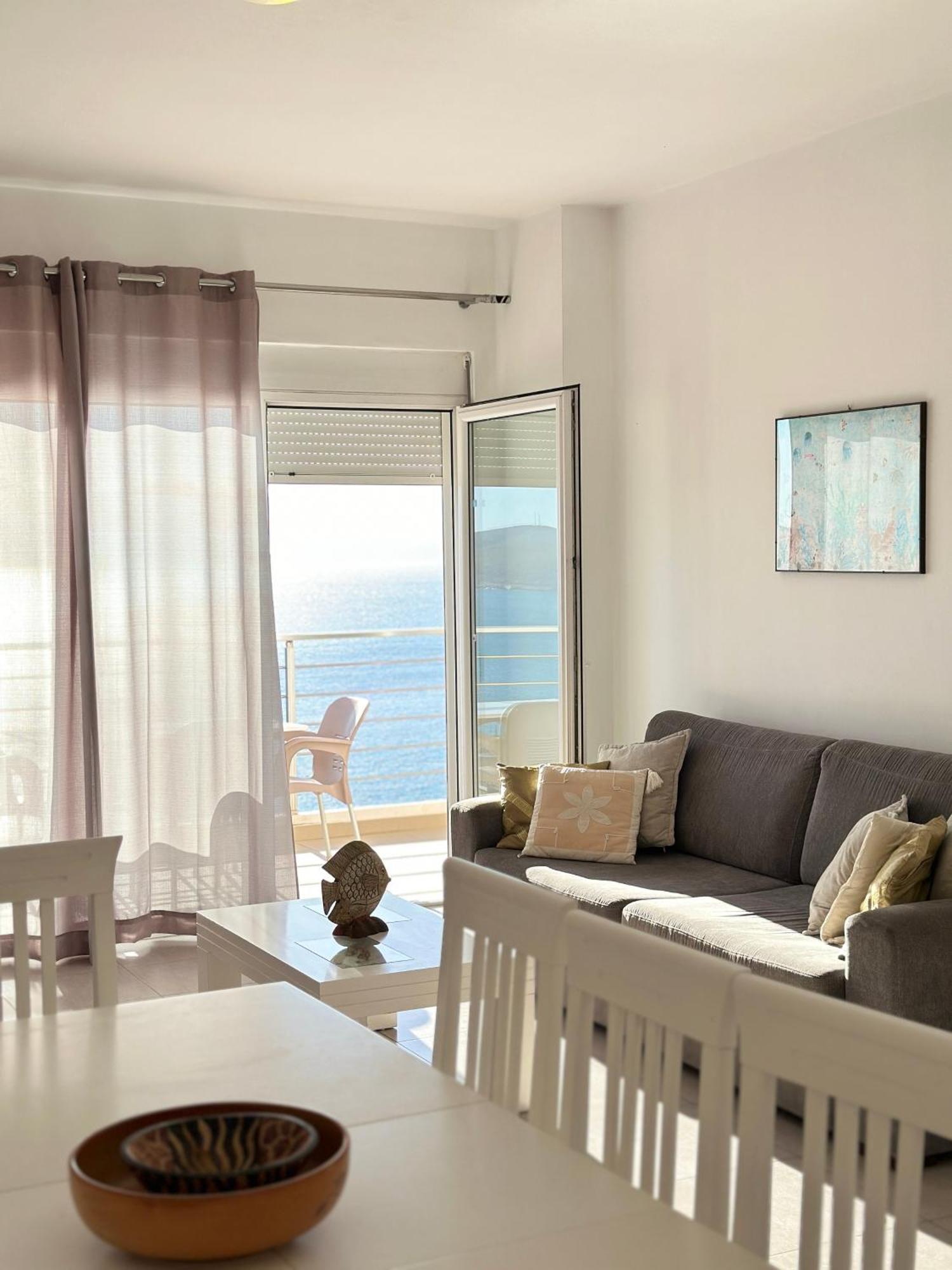 Bay View Apartment ซารานเดอ ภายนอก รูปภาพ