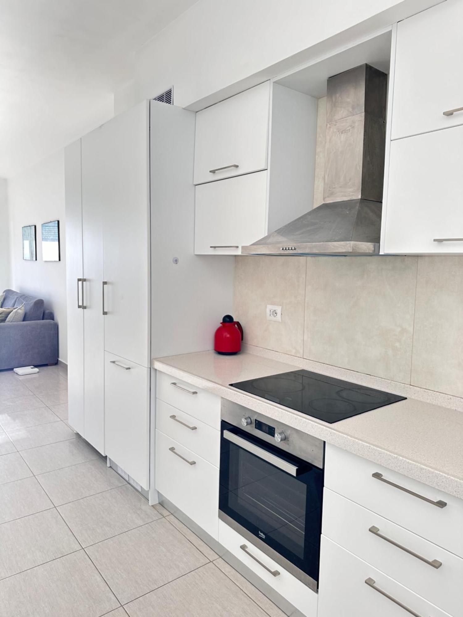 Bay View Apartment ซารานเดอ ภายนอก รูปภาพ