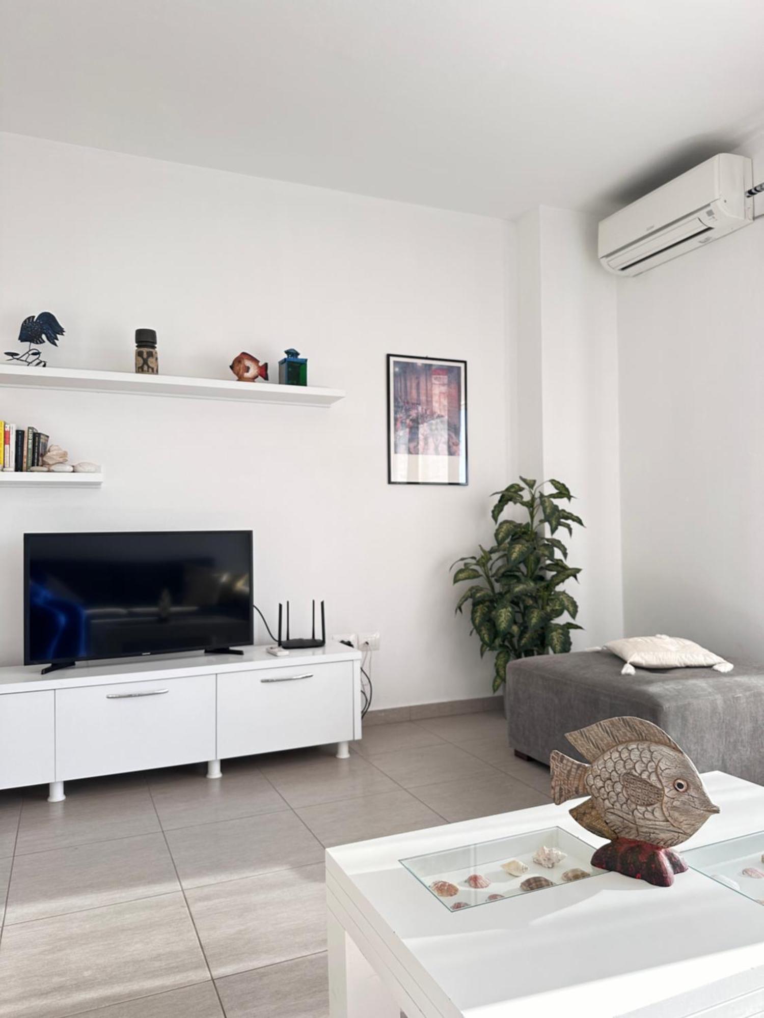 Bay View Apartment ซารานเดอ ภายนอก รูปภาพ